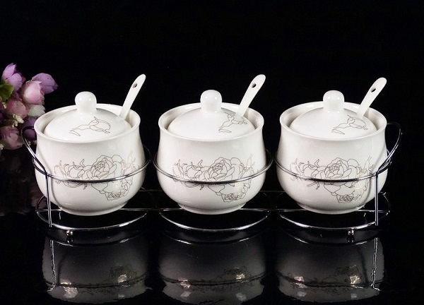 Bộ hũ đựng gia vị bằng sứ